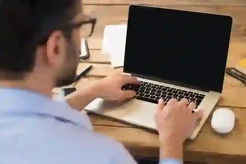 laptop-black-screen-resolved of Laptop screen is blackout! how to fix the black laptop screen, see the solution of black screen of laptop!